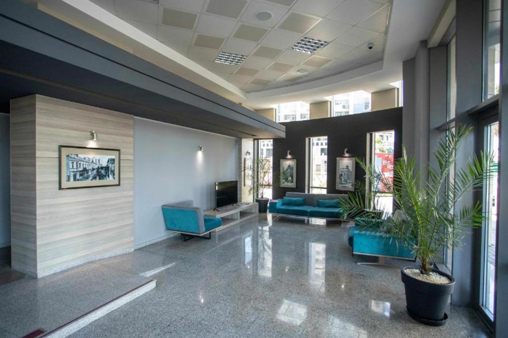 Luxury Apartments Батуми Екстериор снимка