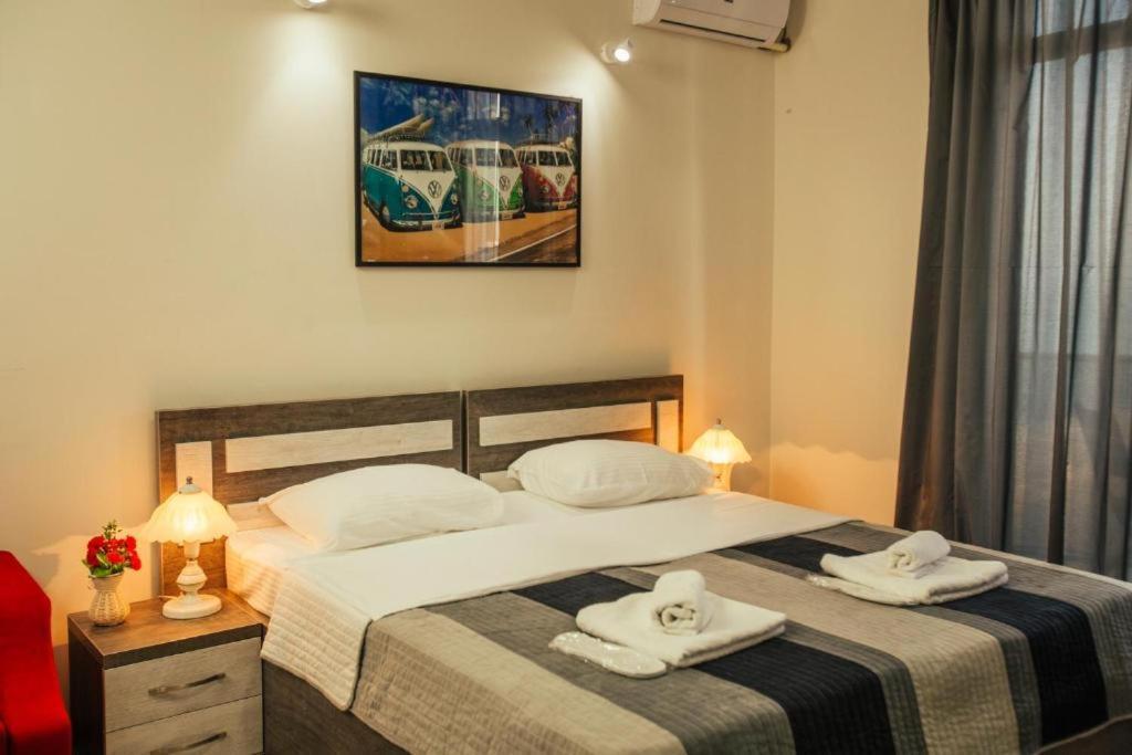 Luxury Apartments Батуми Екстериор снимка