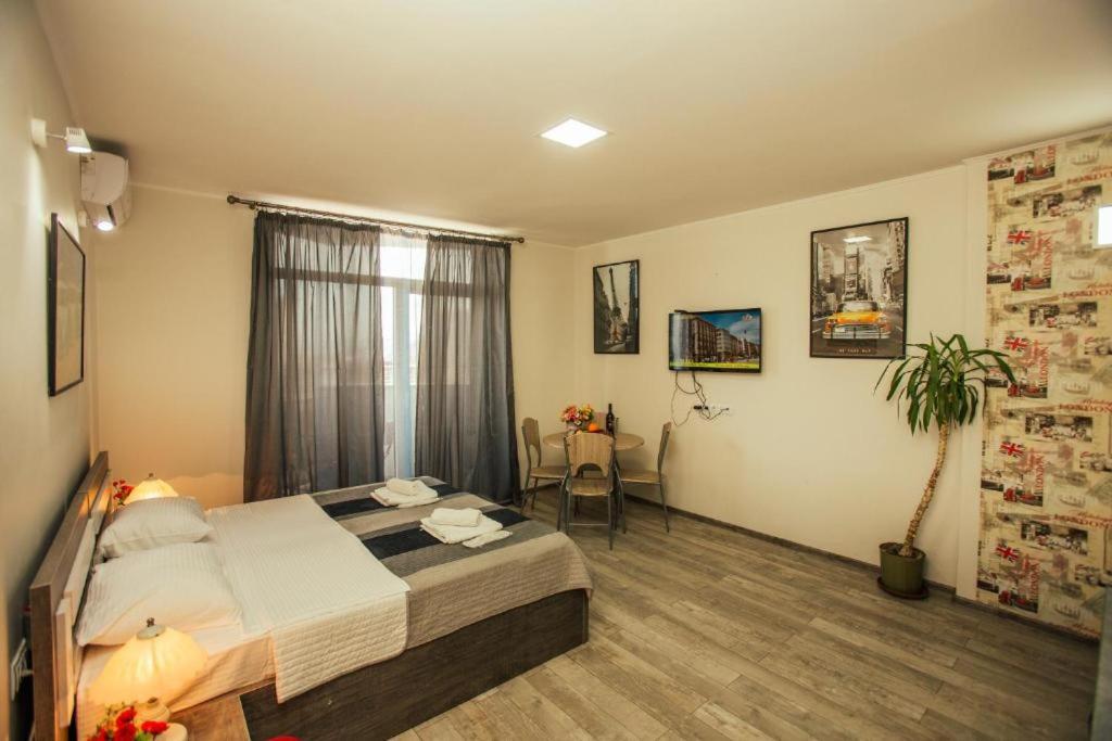 Luxury Apartments Батуми Екстериор снимка